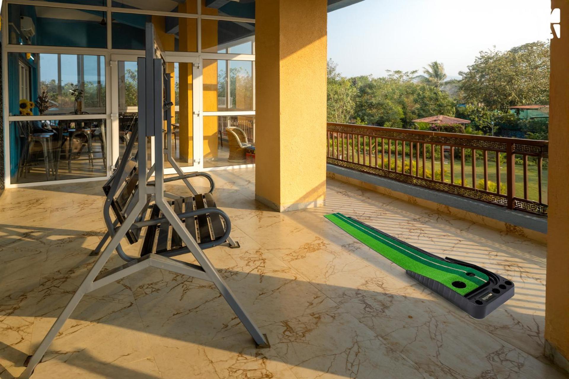 Stayvista'S Hillside Meadows - Mountainside Retreat With Farm View, Pool & Deck, Lawn & Gazebo Chinchavli Exterior photo
